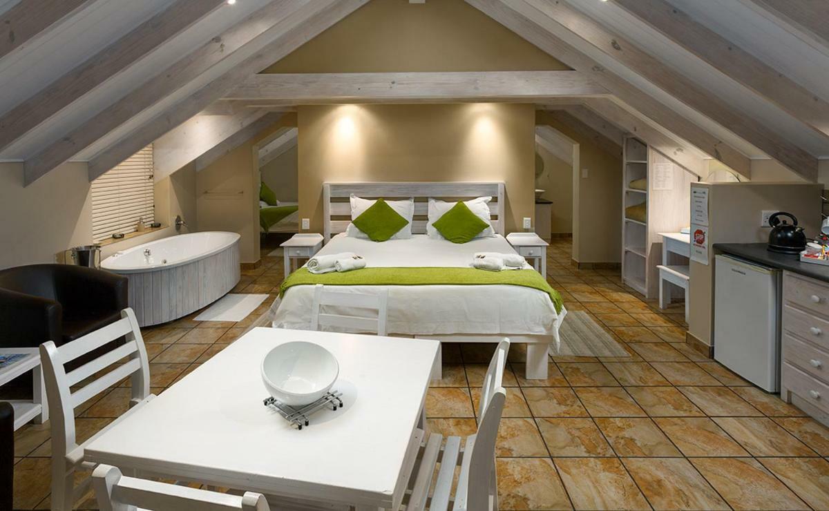 Hotel Adamsview à Gariepdam Extérieur photo